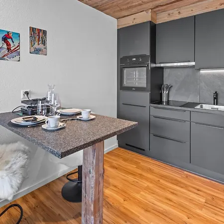 Rénové Au Centre De La Apartamento